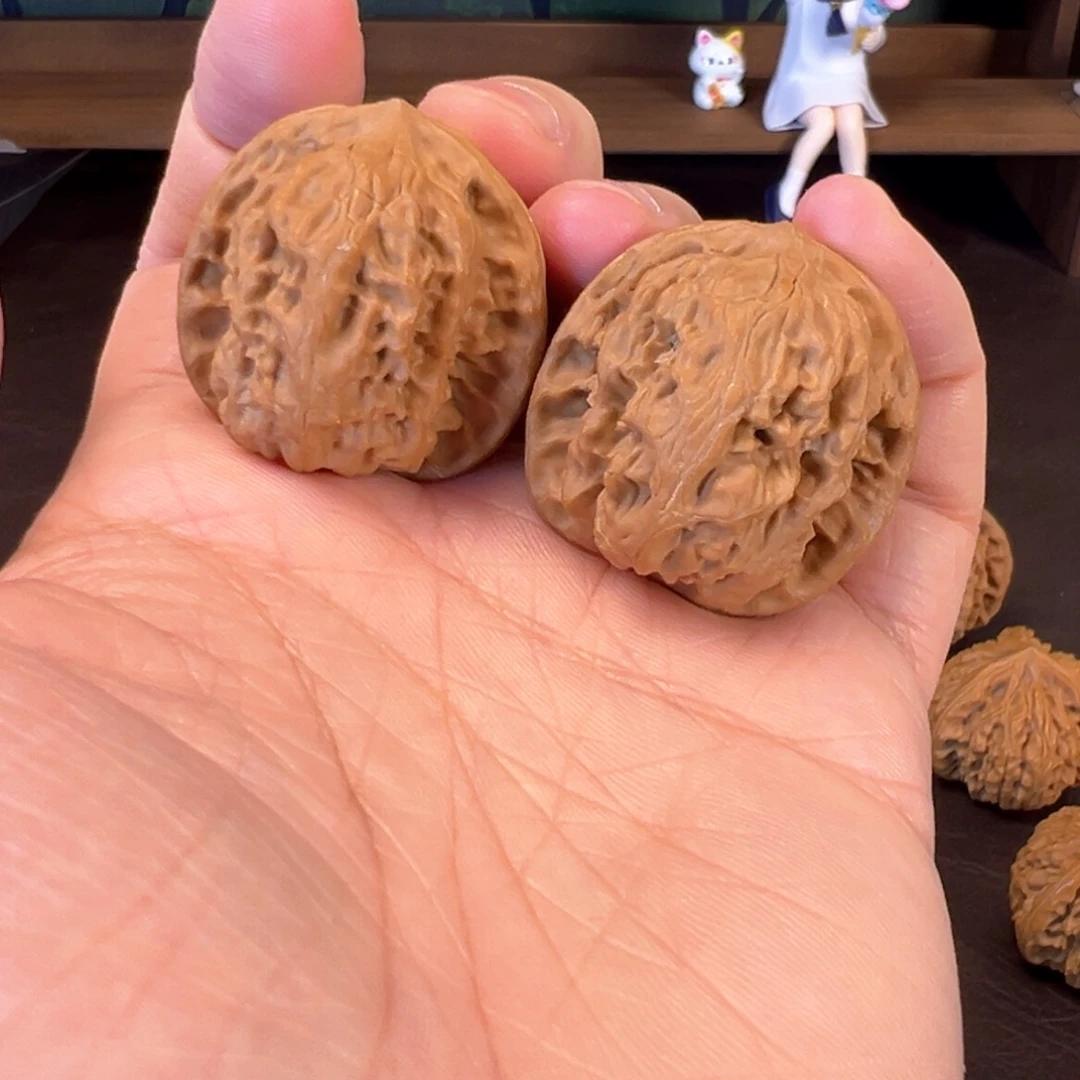 文玩核桃把件野狼34