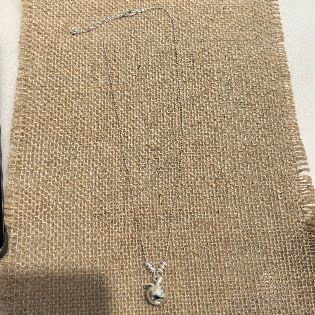 F463银色小苹果韩系项链