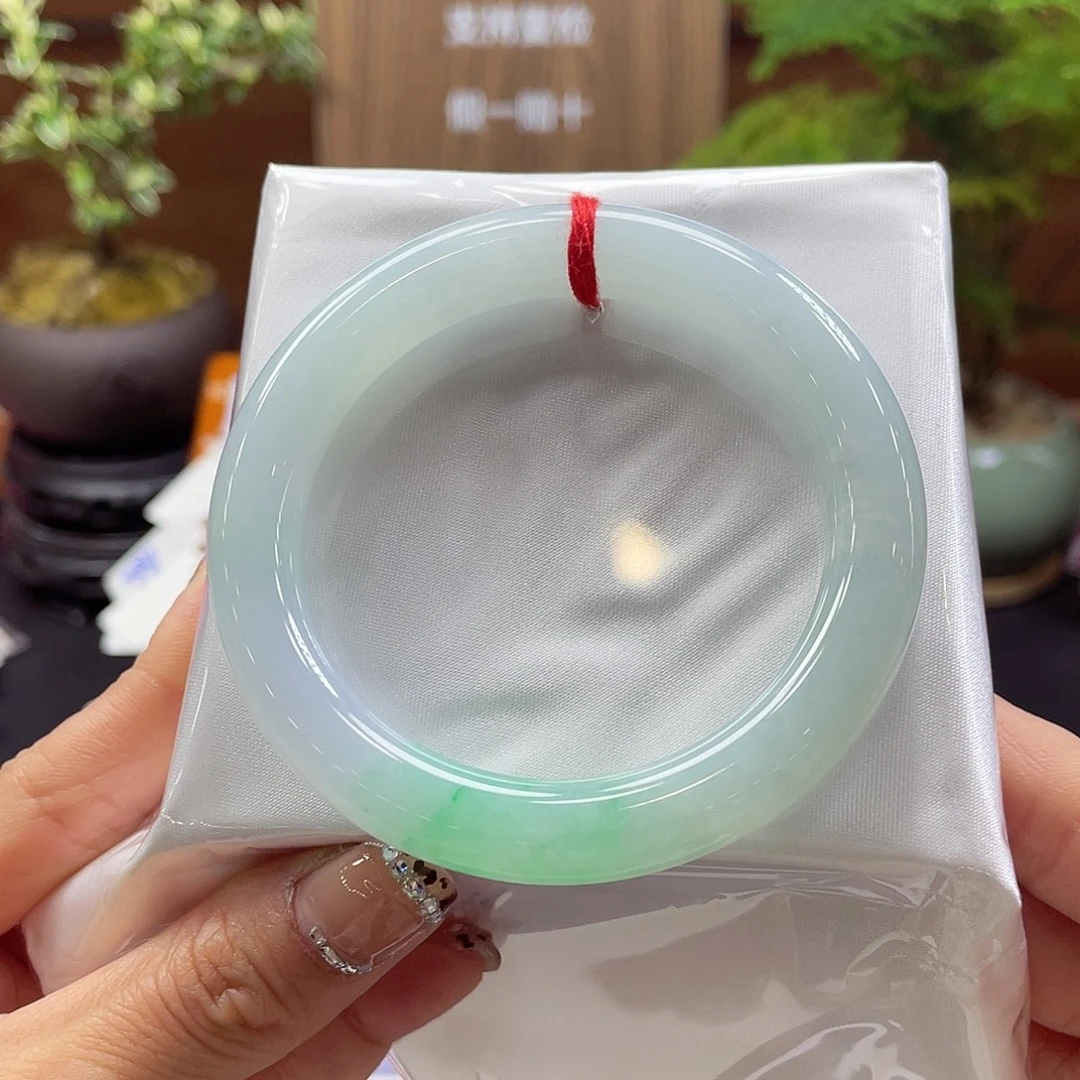 翡翠未镶嵌手镯20 号