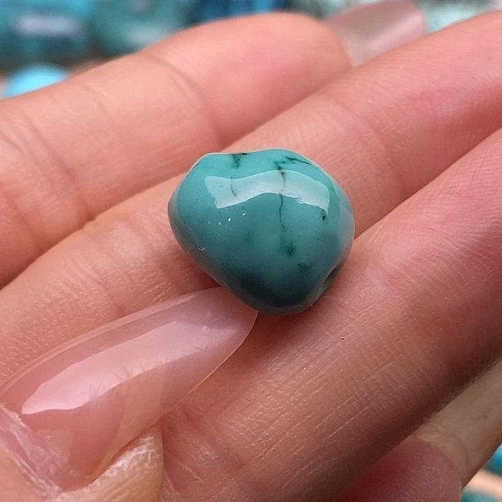 绿松石未镶嵌湖北原矿高瓷无优化绿松石