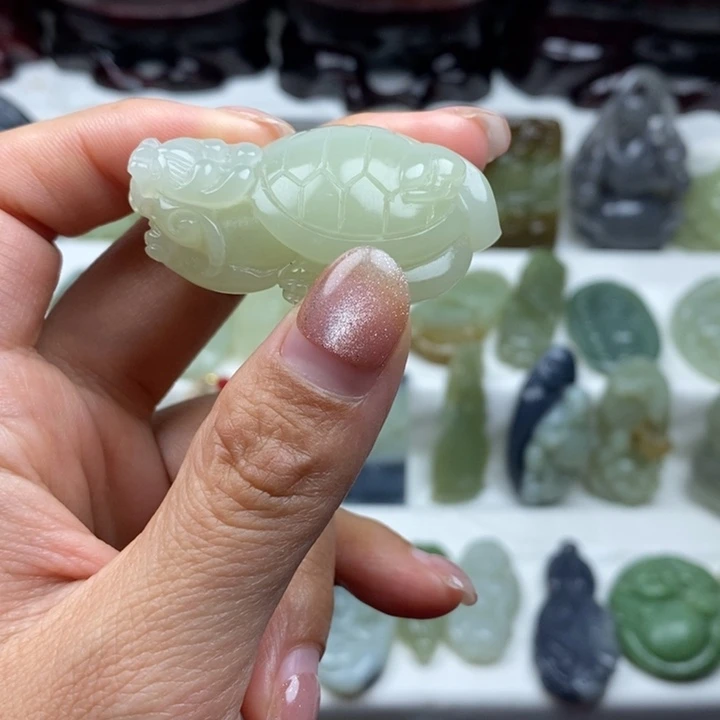 和田玉未镶嵌颈饰99