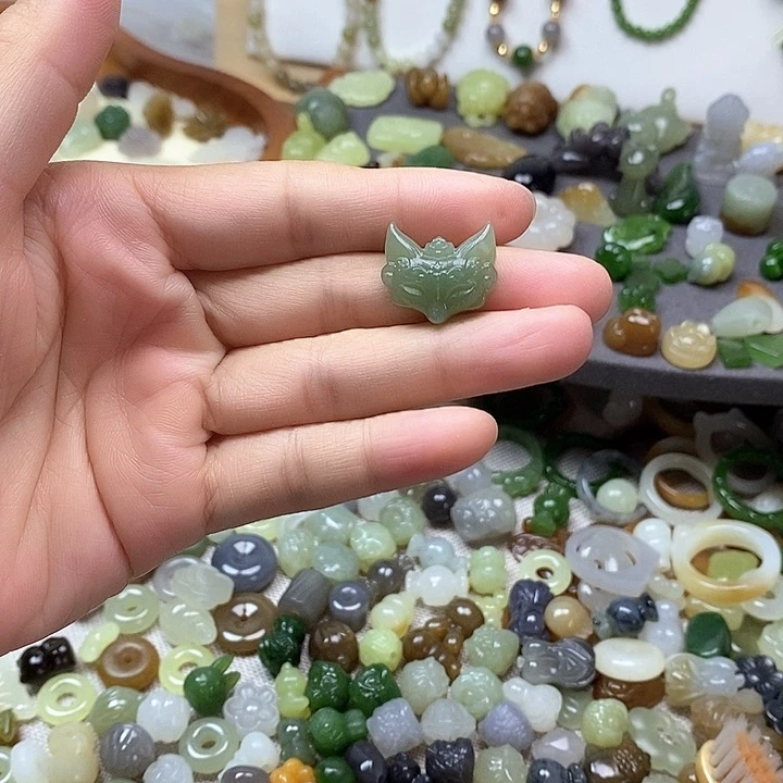 未镶嵌和田玉挂件狐狸面具