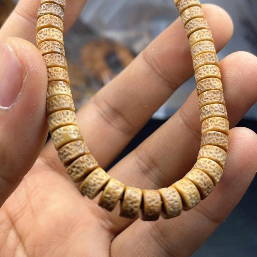 猴头核桃吊坠嗯、嗯