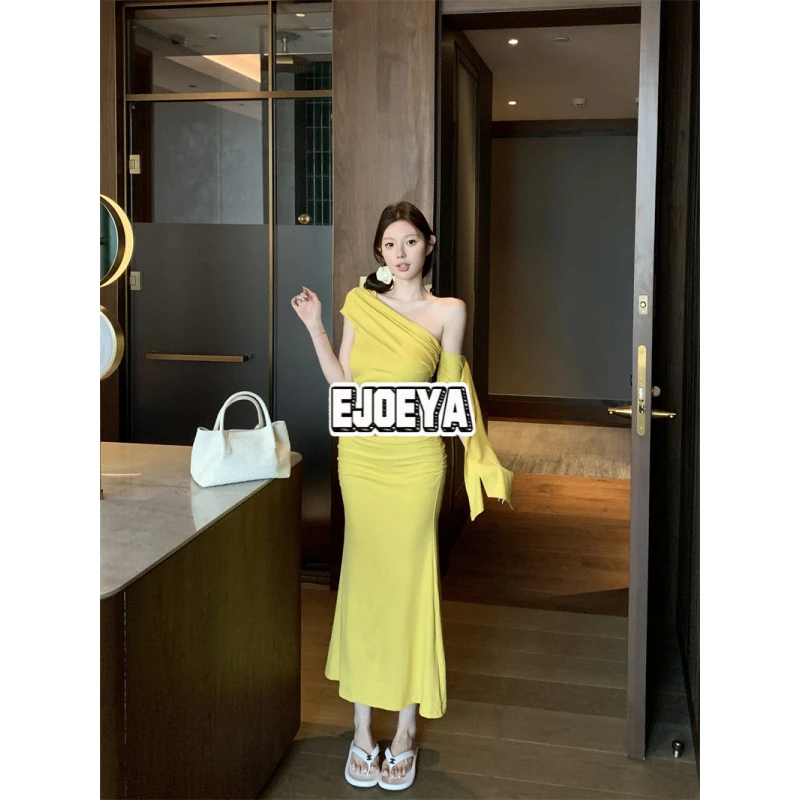 后妈裙EJOEYA黄色斜领茶服连衣裙女收腰裙子法式性感包臀鱼尾长裙
