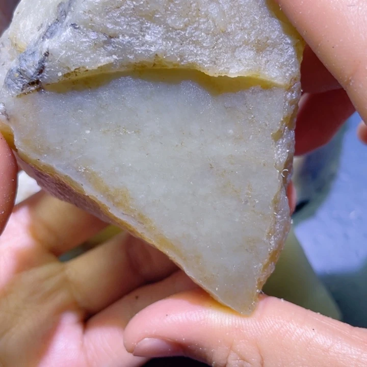 和田玉未镶嵌珠宝半成品