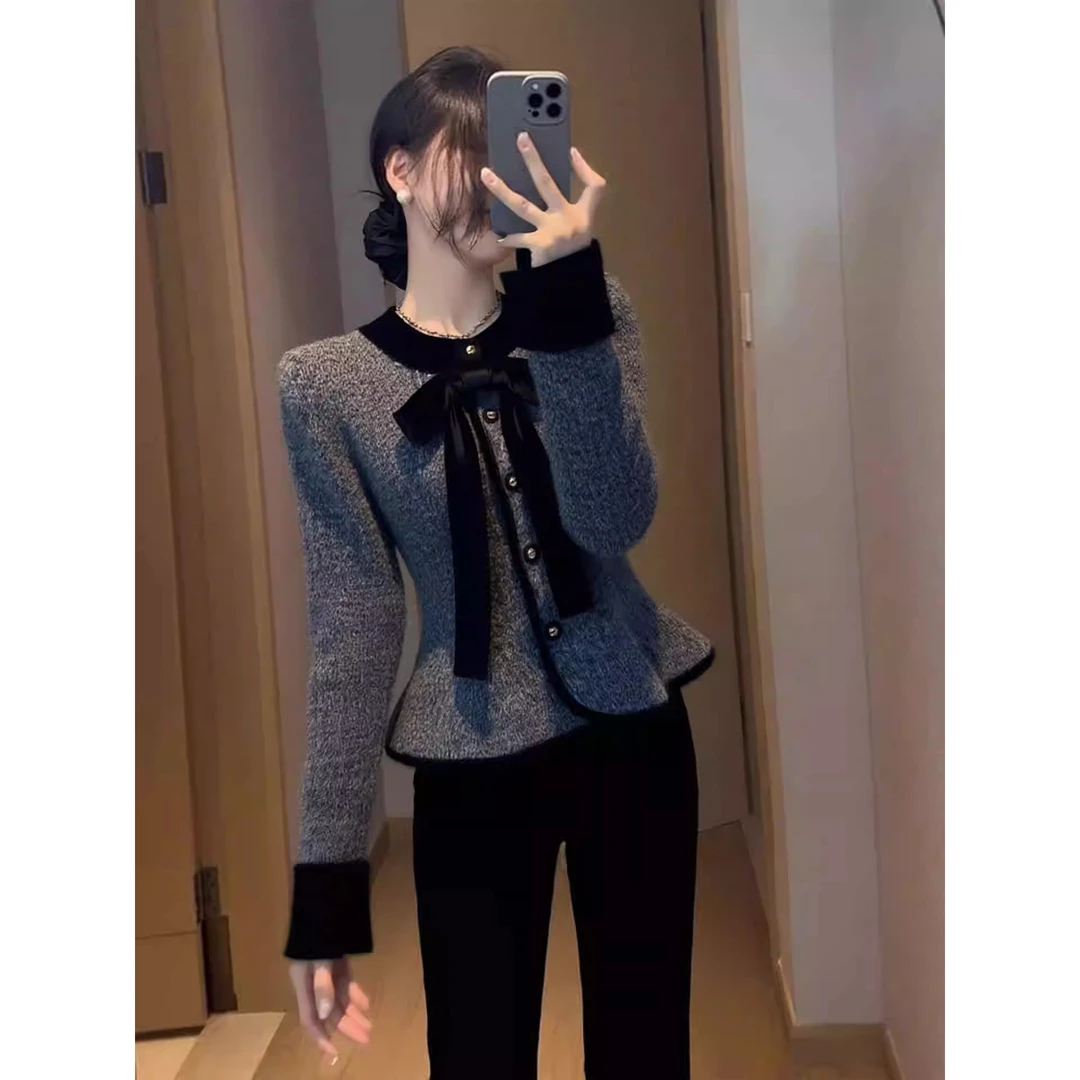 灰色毛衣外套2025冬季新款气质名媛独特超好看蝴蝶结领收腰短上衣