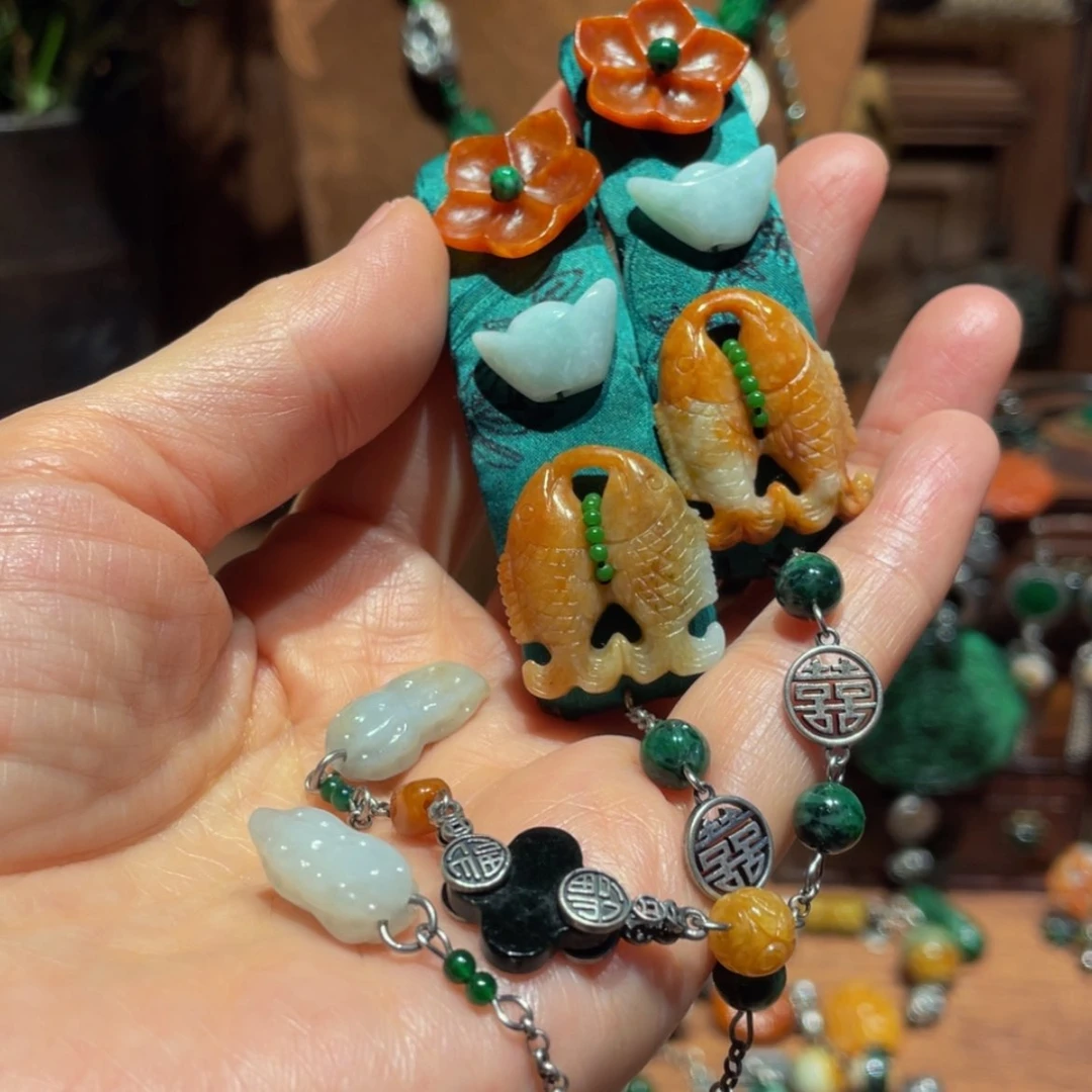 【闪购商品】颈饰未镶嵌翡翠