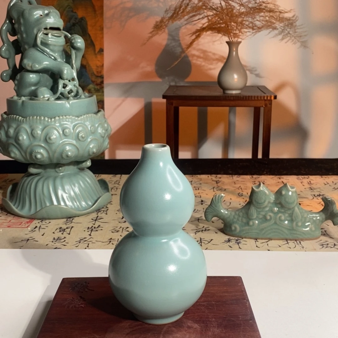 微瑕仿古葫芦瓶14cm