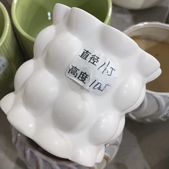 多肉绿植陶瓷花盆9.9包邮，有孔