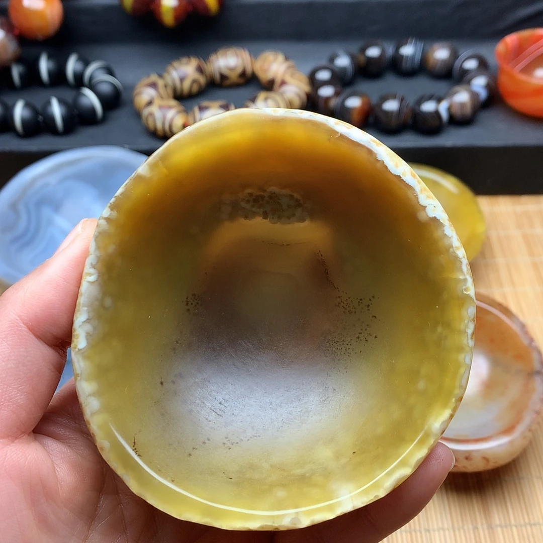 王***哥玛瑙/玉髓未镶嵌碗玛瑙碗