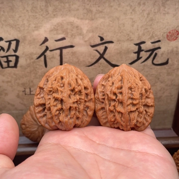文玩核桃把件40虎头