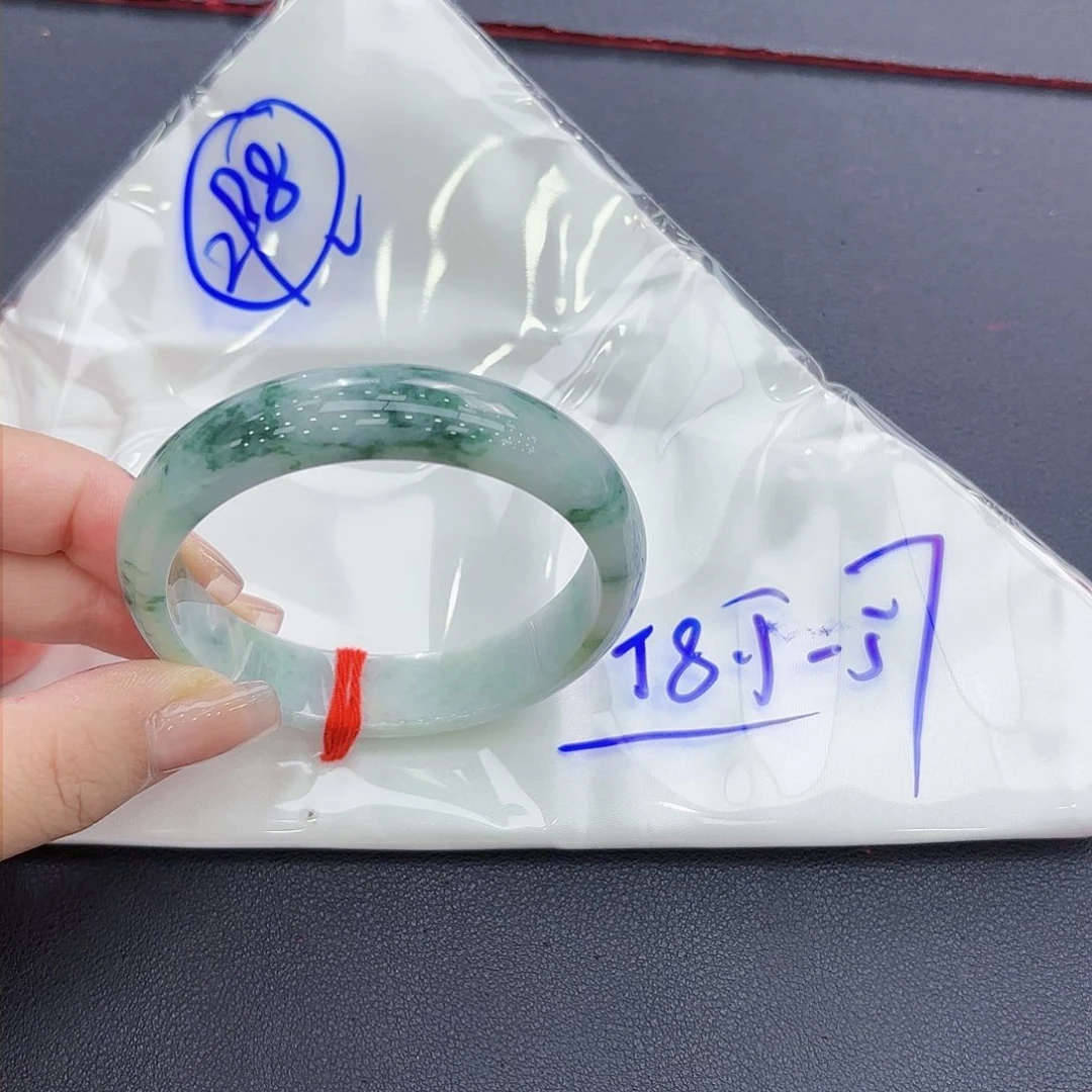 翡翠手镯未镶嵌手镯58