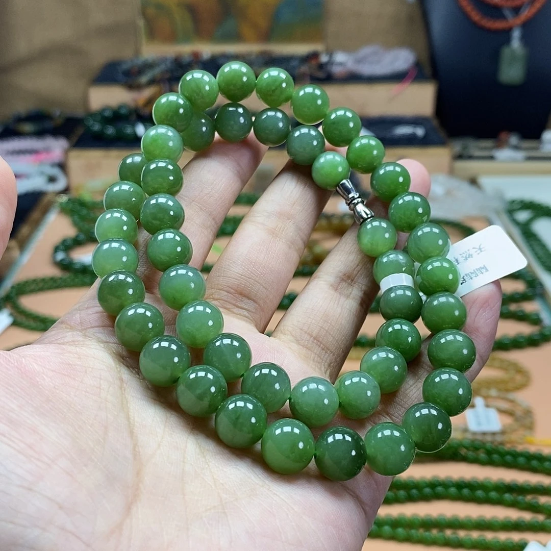 颈饰未镶嵌和田玉（碧玉）10mm果绿