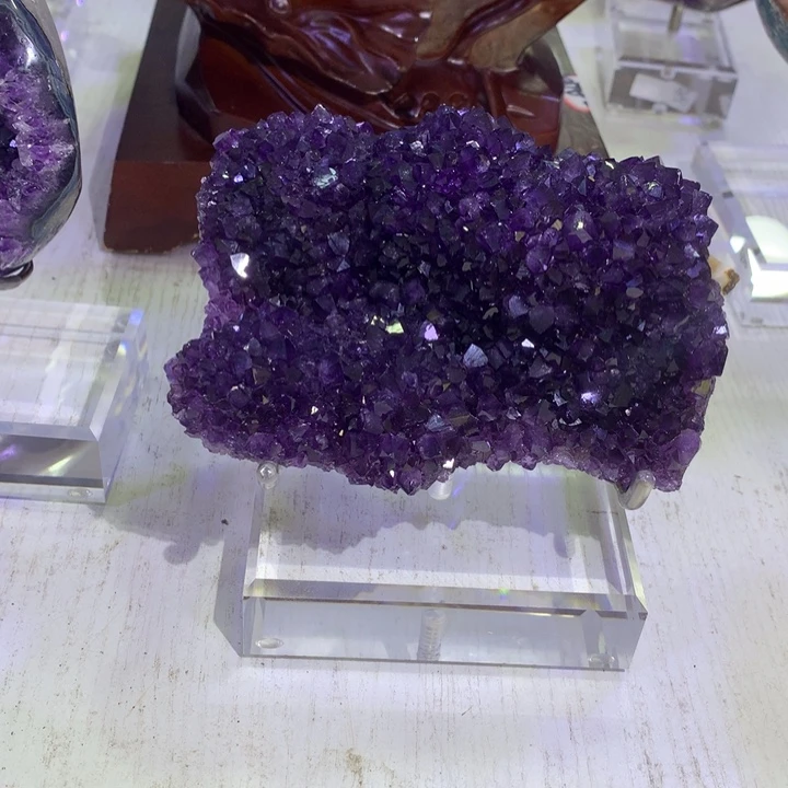 未镶嵌水晶大型摆件（非配饰）