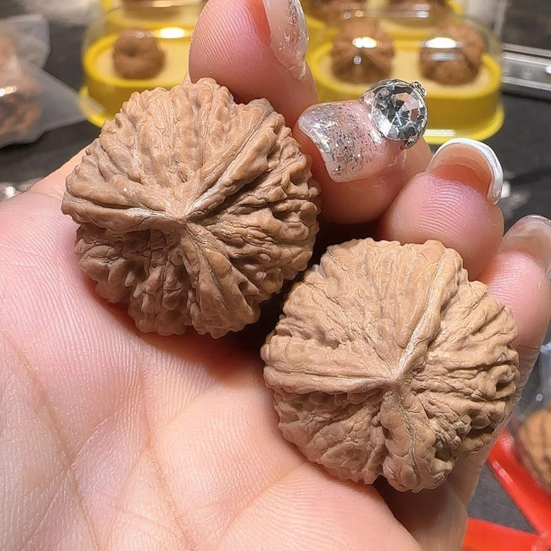 文玩核桃吊坠28全品三棱
