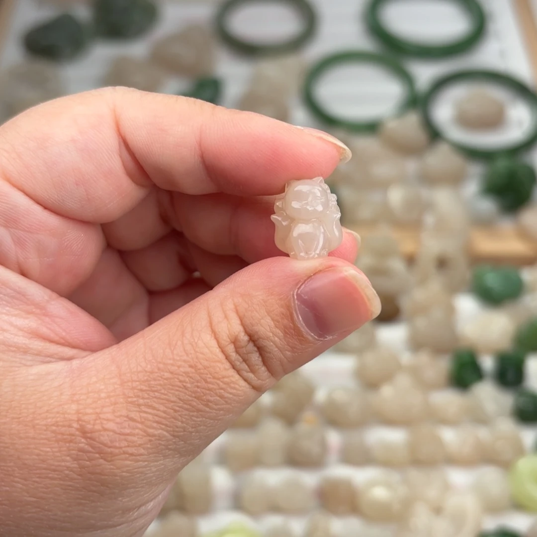 和田玉颈饰未镶嵌优*美