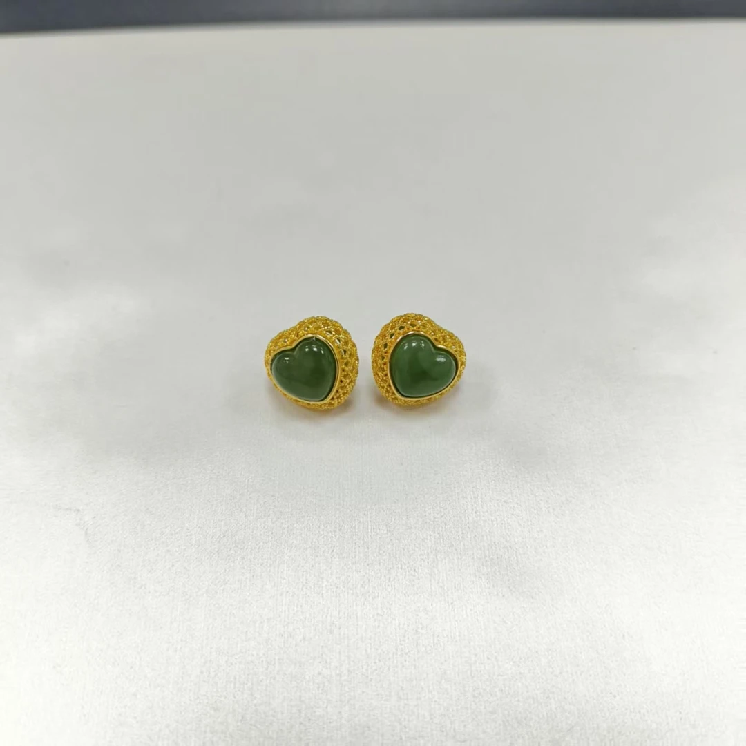 天然和田玉碧玉耳钉  1143