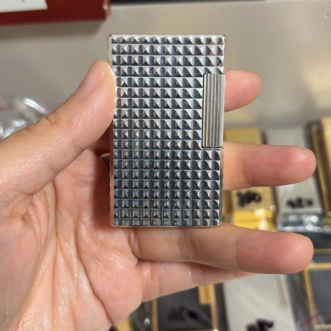 都登卡中古打火机