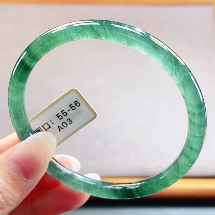 翡翠未镶嵌手镯翡翠手镯82
