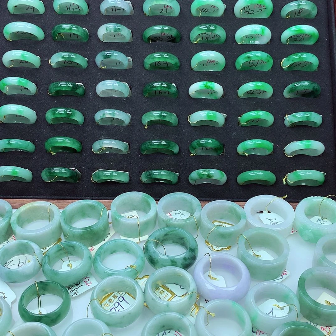 翡翠未镶嵌戒指翡翠