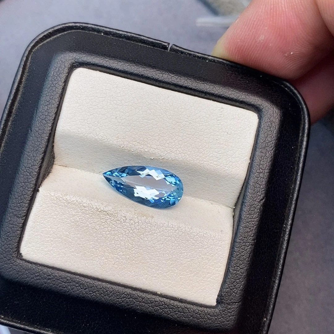 未镶嵌笔搁海蓝宝石2.55ct 超级圣玛利亚