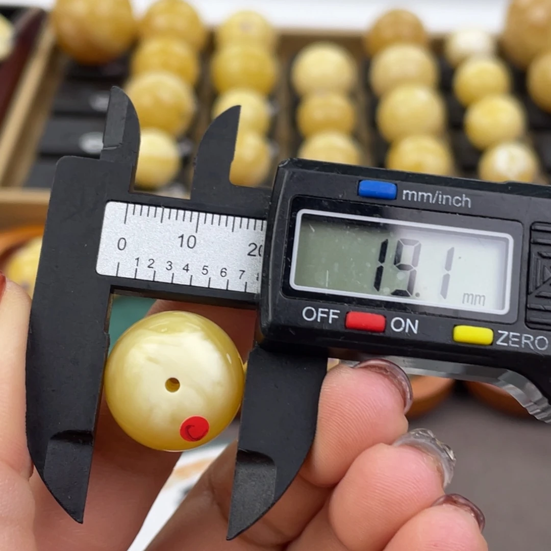 裸石蜜蜡未镶嵌微瑕3