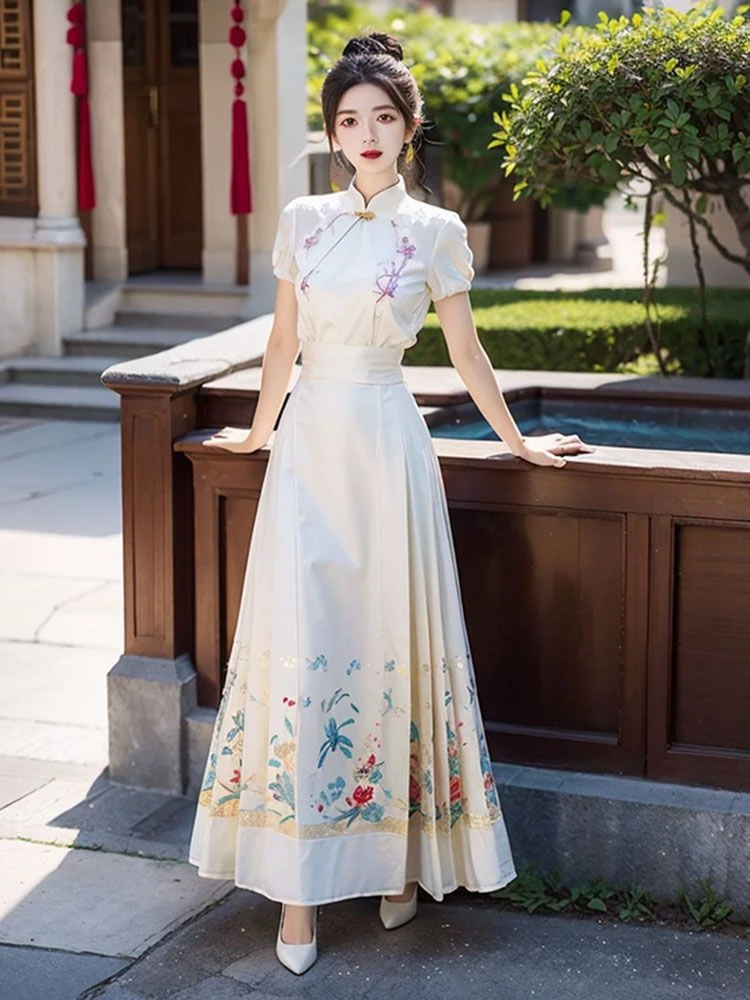 新中式汉服古装女2025夏季新款短袖绣花上衣马面裙超仙时尚两件套