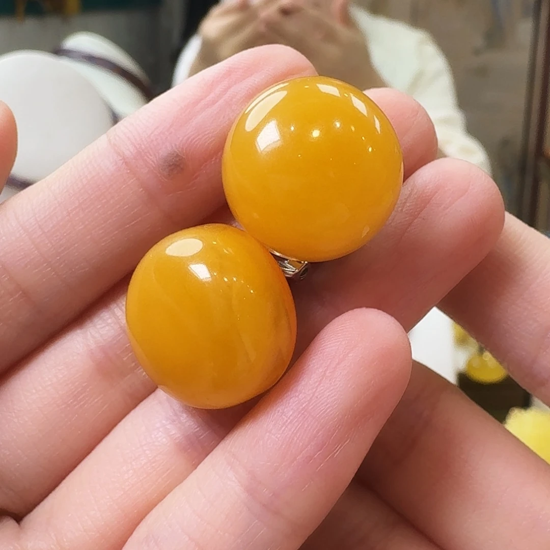 琥珀未镶嵌颈饰耳坠