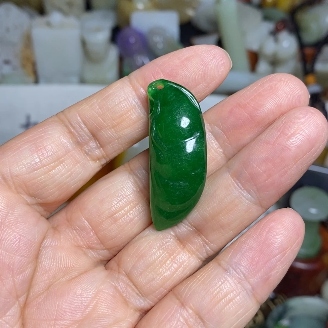 和田玉（糖玉）未镶嵌颈饰