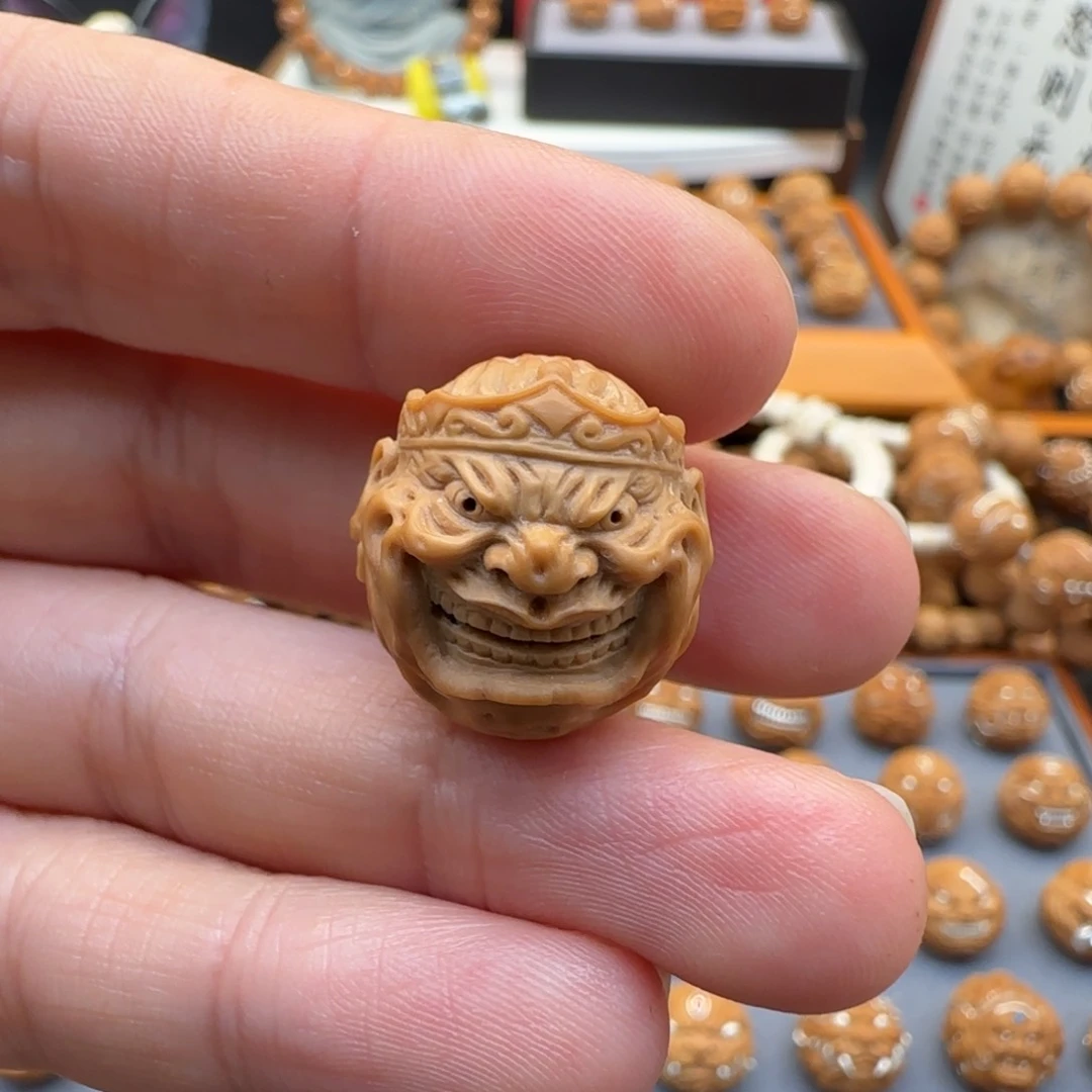 猴头核桃吊坠僧皇