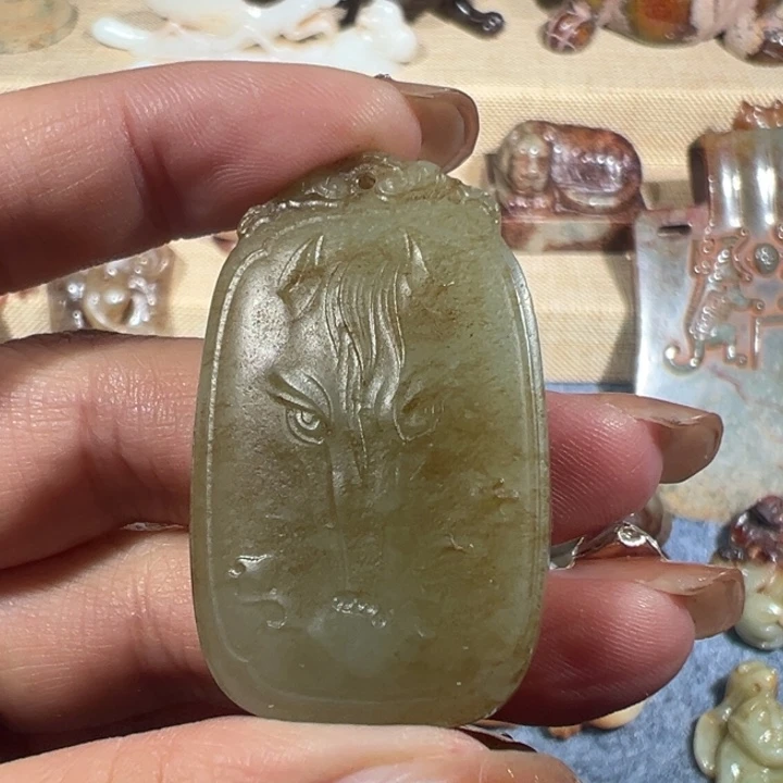 和田玉未镶嵌挂件