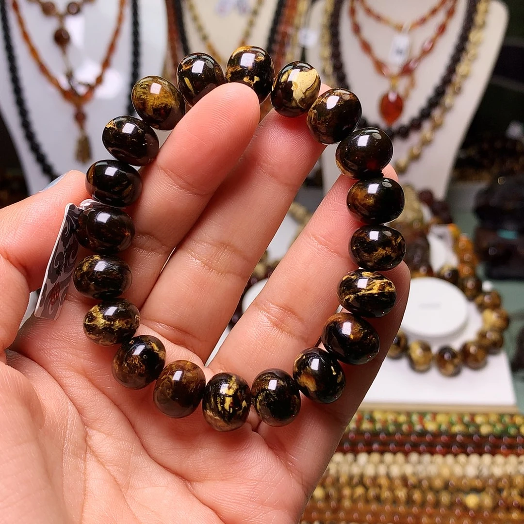 小***虎琥珀未镶嵌裸石抚顺琥珀