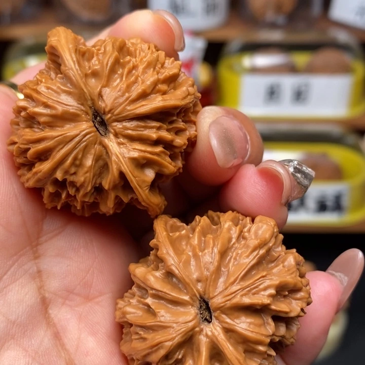 文玩核桃吊坠6****层41全品血灯笼