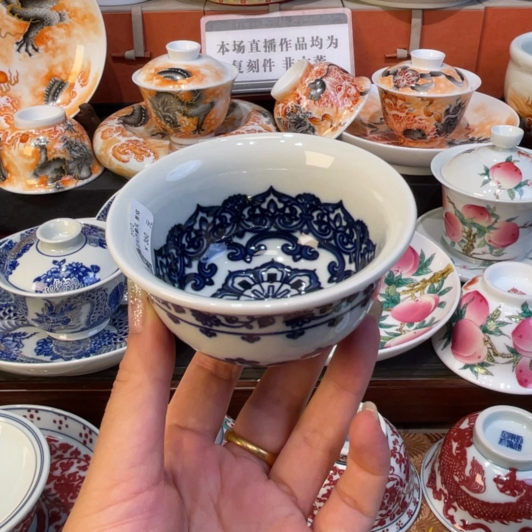 景德镇手绘茶器哦！我在