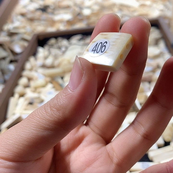 泥塑不打孔联系客服