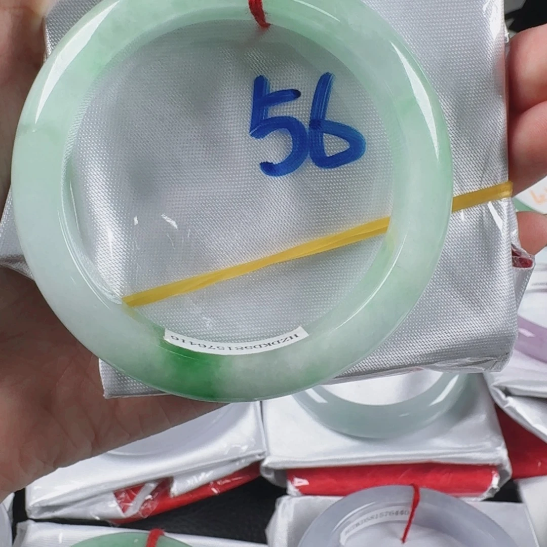 未镶嵌手镯翡翠翡翠手镯