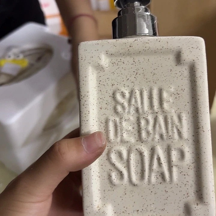 搪瓷b69哈哈哈哈哈哈