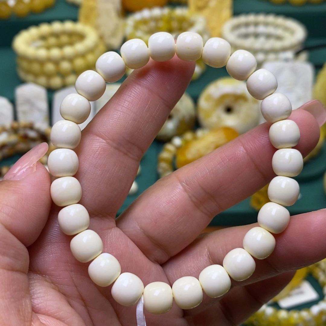 蜜蜡未镶嵌裸石8➕