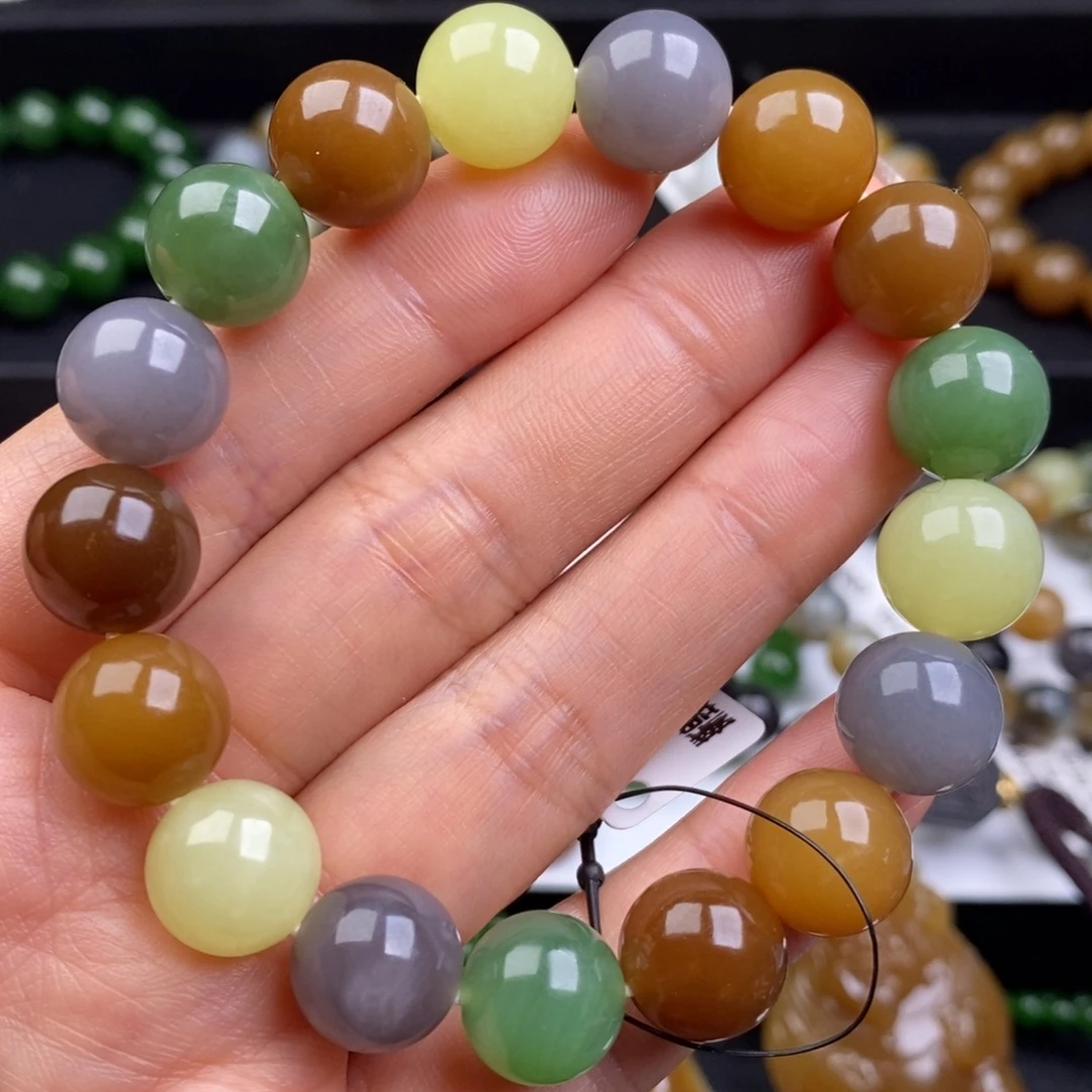 和田玉未镶嵌手串