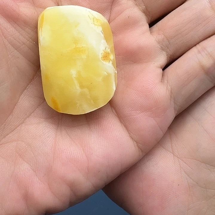 顺***定制琥珀未镶嵌未镶嵌定制琥珀