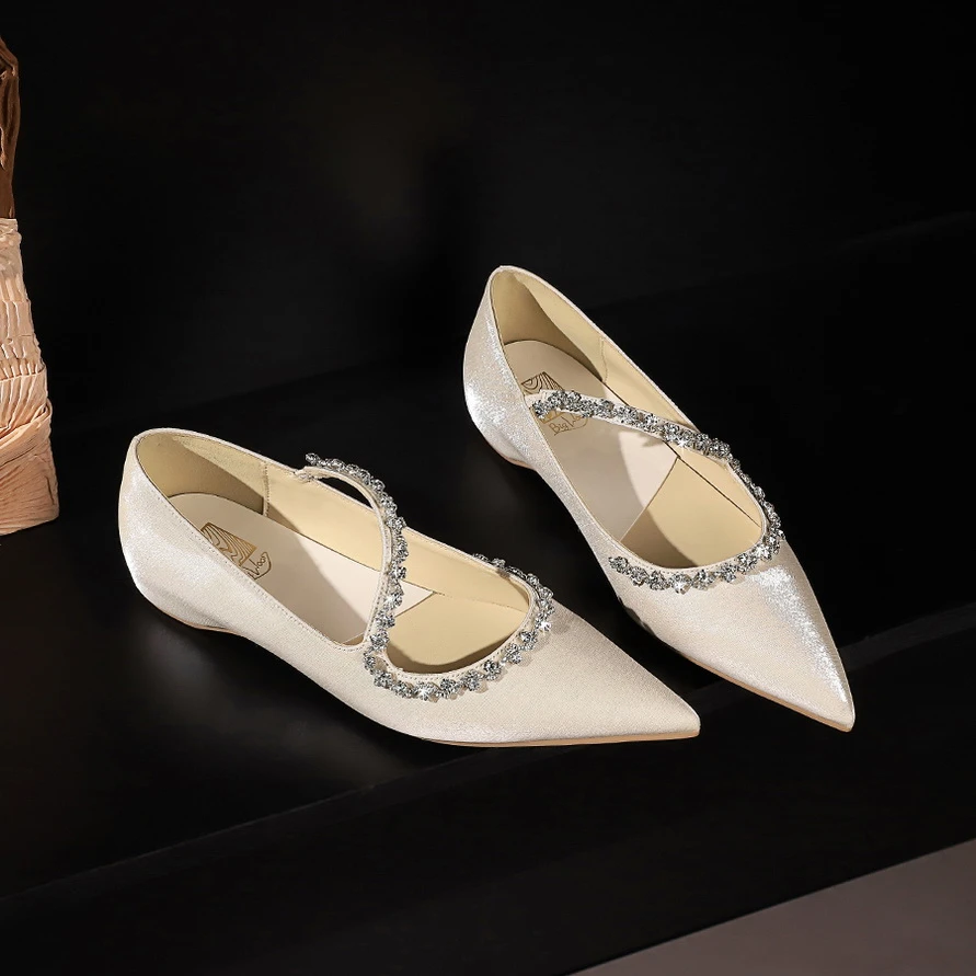 3cm内增高仙女平底鞋女2025年新款时尚百搭浅口单鞋气质尖头女鞋