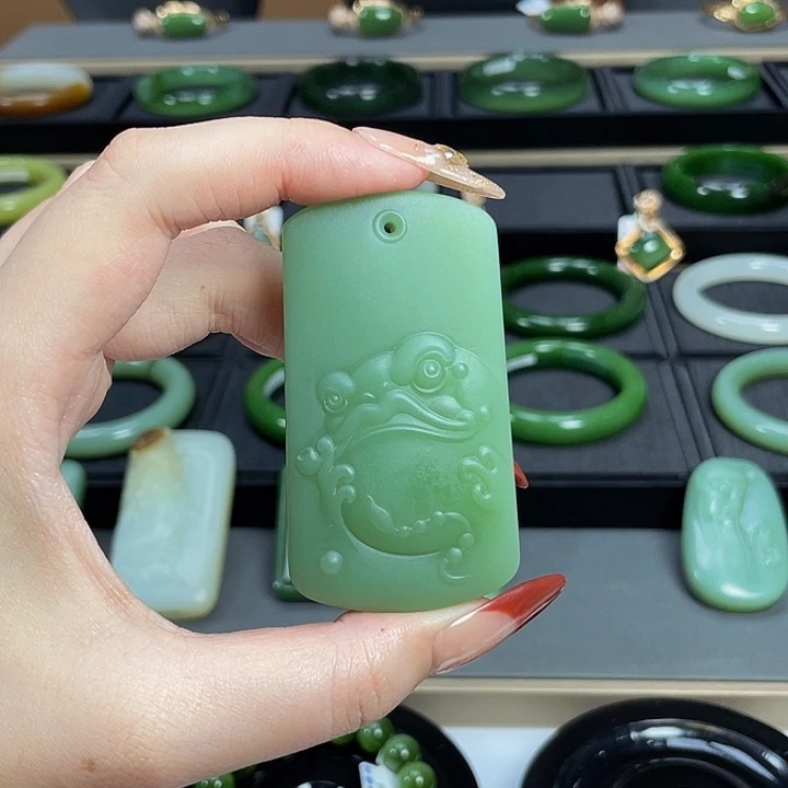 和田玉牌子未镶嵌