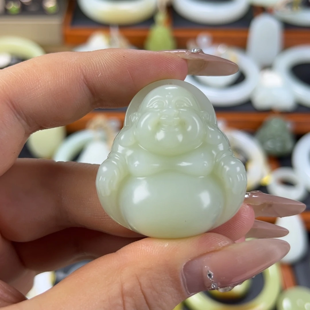 和田玉未镶嵌颈饰40