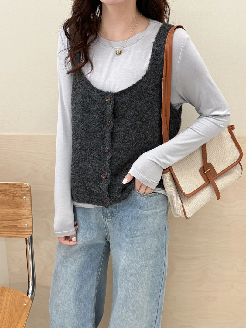 （露思升级版）韩国东大门新款针织马甲搭配打底T搭配马甲两件套