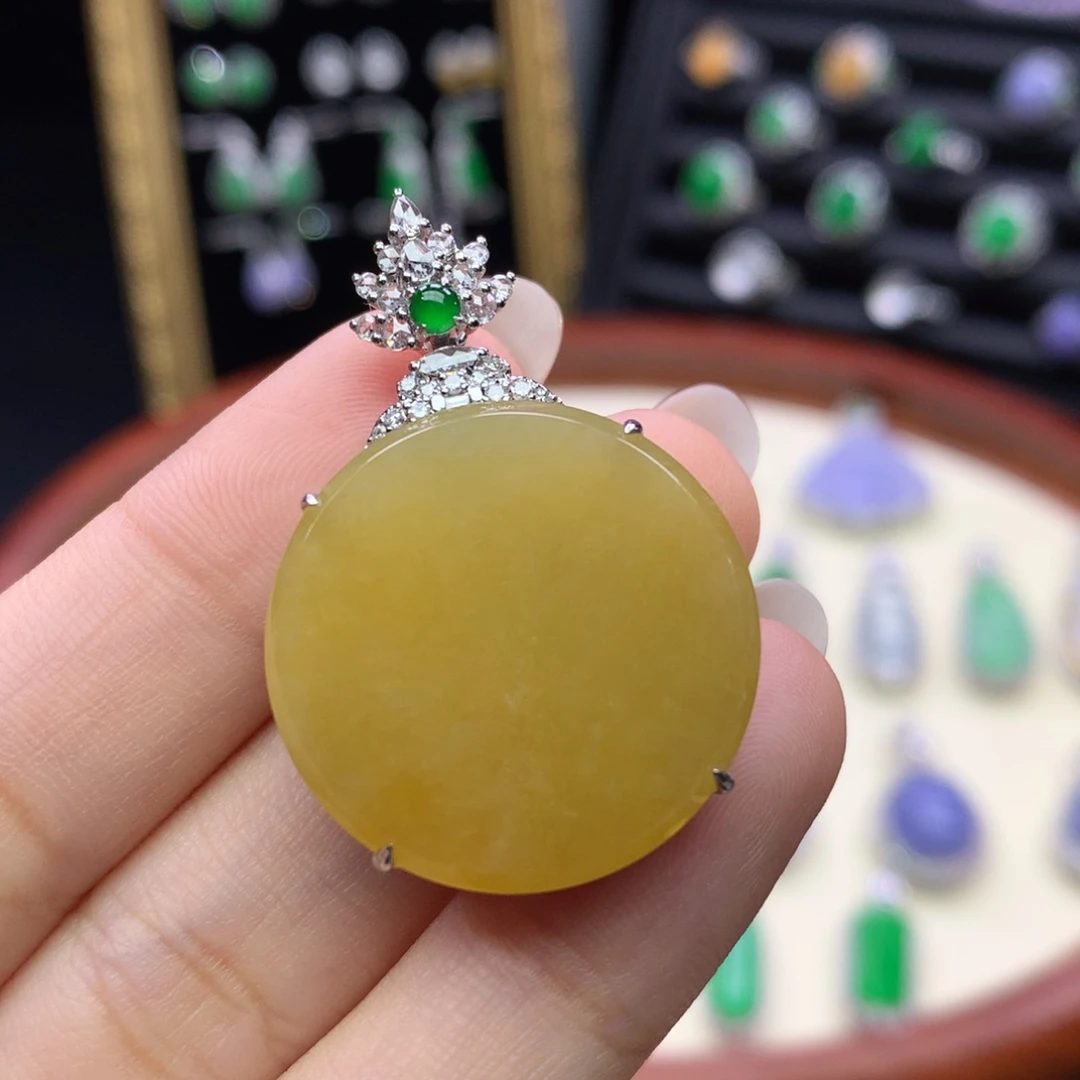 吊坠(不含链)18K金镶嵌翡翠