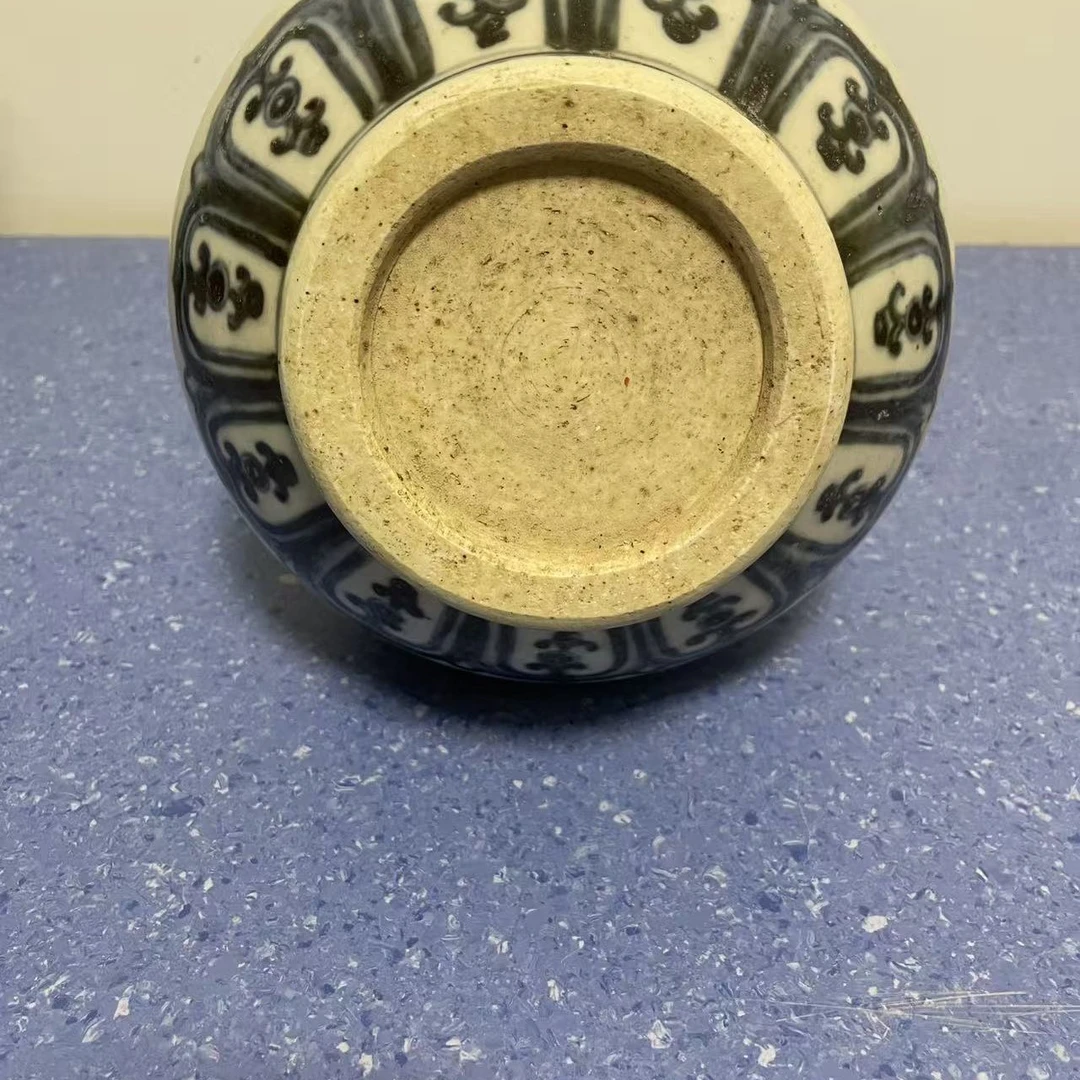 当代青花瓷器摆件