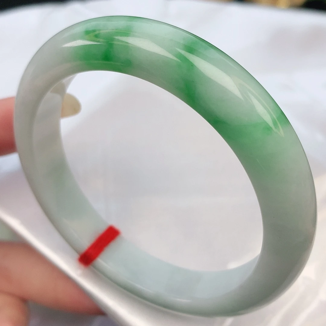 翡翠手镯未镶嵌56圈口882494