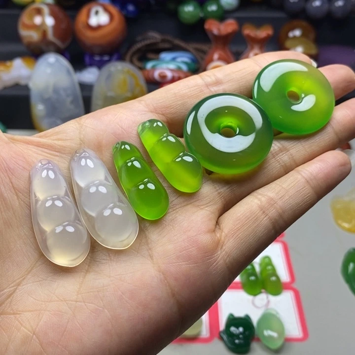 玛瑙/玉髓吊坠(不含链)未镶嵌用****2