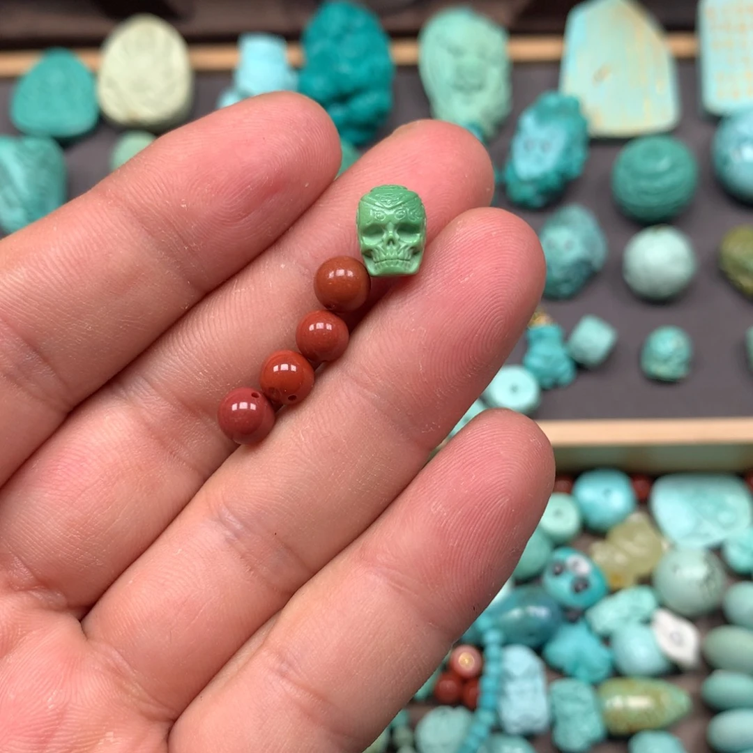南红玛瑙雕刻未镶嵌