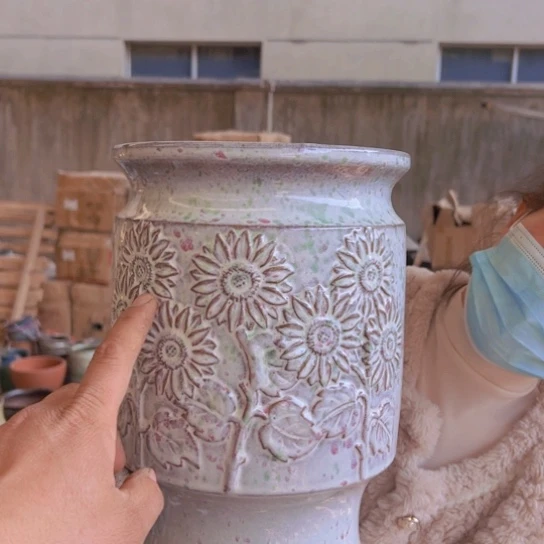 紫砂花盆高30口20。